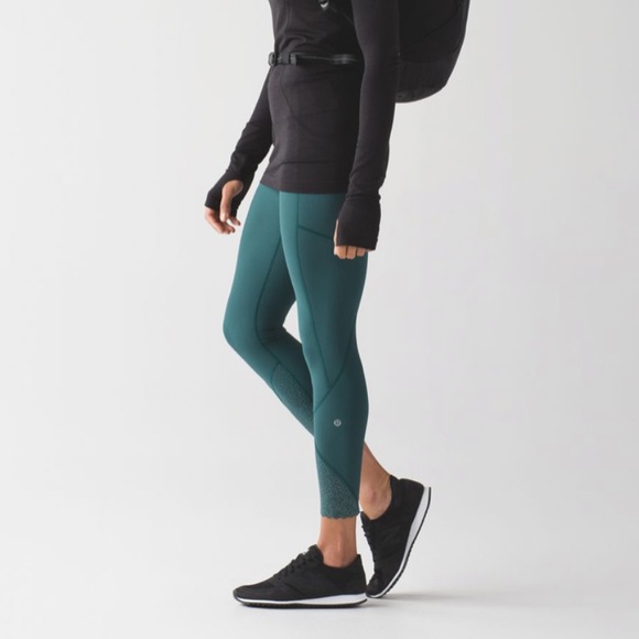 Lululemon Tight Stuff Tight II Deep Green Sz 6 - Picture 1 of 8